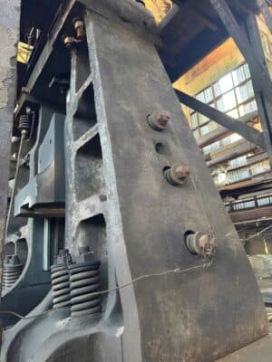 Dövme çekici NKMZ Kramatorsk M2152 - 16 ton (Fotoğraf 1)
