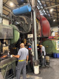 Sıcak dövme presi Eumuco SP 100 - 1000 ton (ID:76338) - Dabrox.com