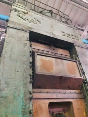 Mafsal eklemli pres TMP Voronezh K504.003.844 - 2500 ton (Fotoğraf 2)