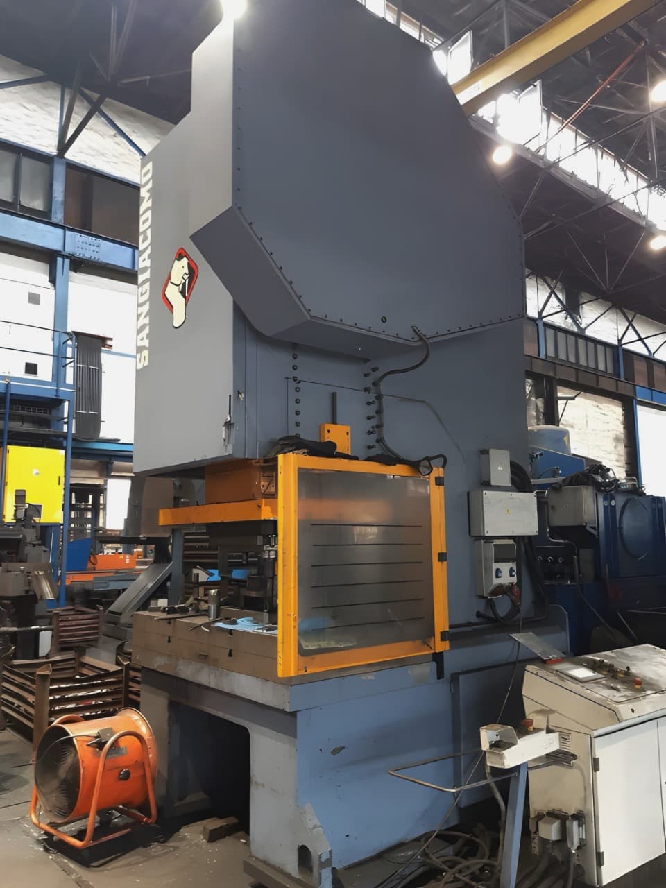 C tipi pres Sangiacomo T.450 RCE - 450 ton