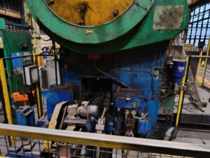 Sıcak dövme presi Komatsu CAH2000 - 2000 ton (ID:76397) - Dabrox.com