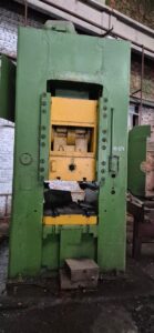 Mafsallı presi Barnaul K8340 - 1000 ton (ID:76368) - Dabrox.com