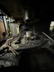 Sıcak dövme presi Nittan Massey MHFP-2800LW - 2800 ton (ID:76411) - Dabrox.com