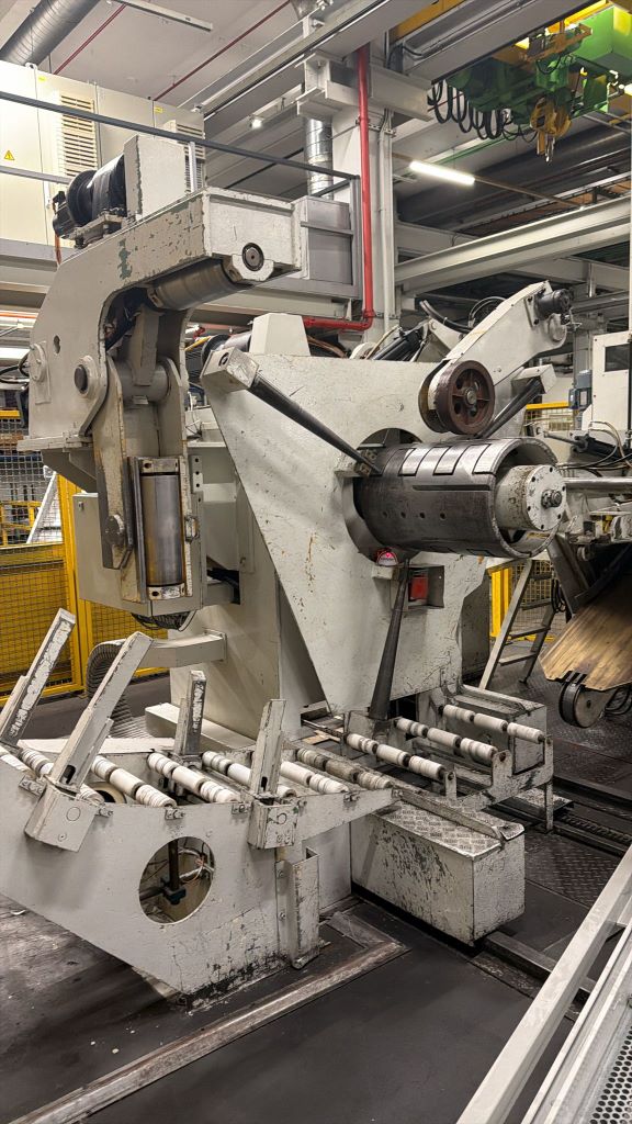 Çözücü-düzeltme makinesi Muller Weingarten UWR 60