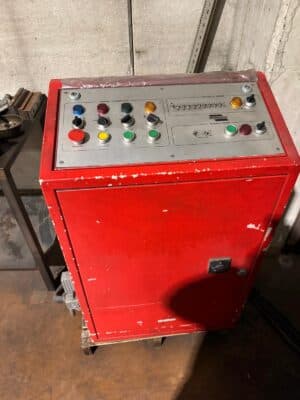 Mafsallı Pres Barnaul K8340 - 1000 ton (Fotoğraf 9)