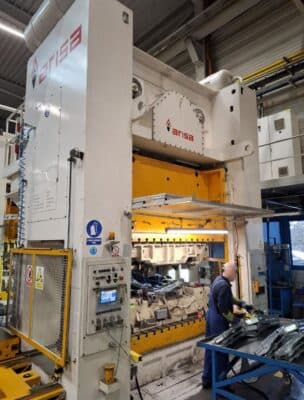 Şekillendirme Presi Arisa S2.400.260.FD - 400 ton (Fotoğraf 4)