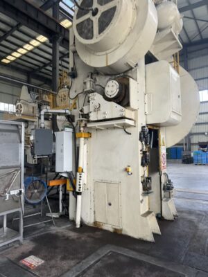 Soğuk Dövme Presi Chin Fong KP-650 - 650 ton (Fotoğraf 2)