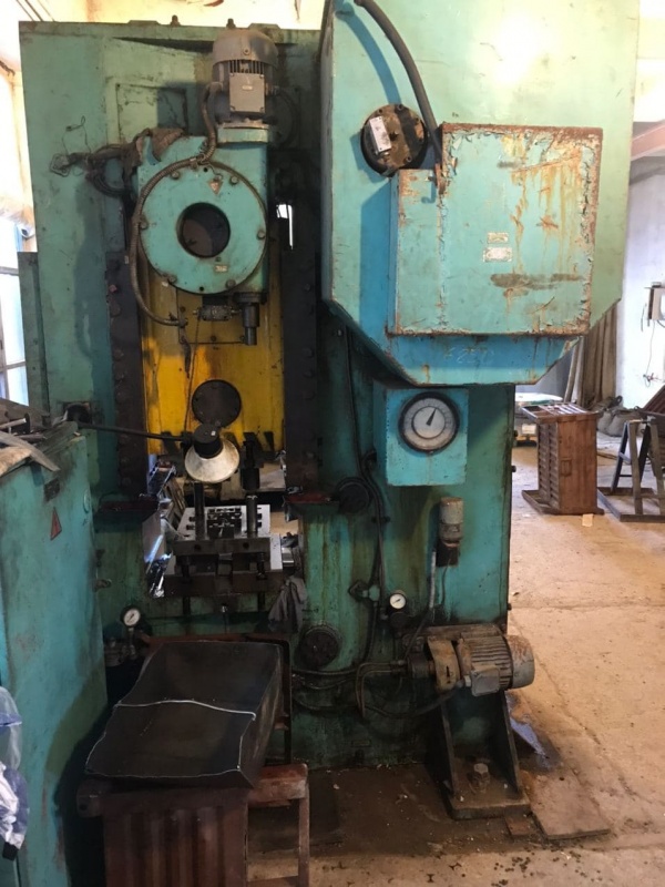 Mafsallı presi Barnaul KD8334 - 250 ton (ID:75834) - Dabrox.com