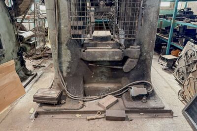 Vidalı Pres Berrenberg RSPe 230/300 - 300 ton (Fotoğraf 4)