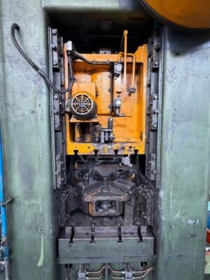 Sıcak Dövme Presi Rovetta FO200 - 200 ton (Fotoğraf 5)