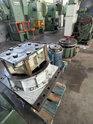 Sıcak Dövme Presi Rovetta FO300 - 300 ton (Fotoğraf 1)