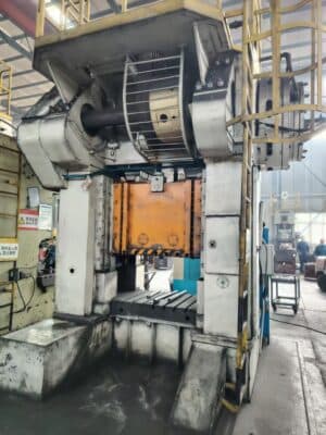 Çapak Alma Presi TMP Voronezh KA9033 - 200 ton (Fotoğraf 2)
