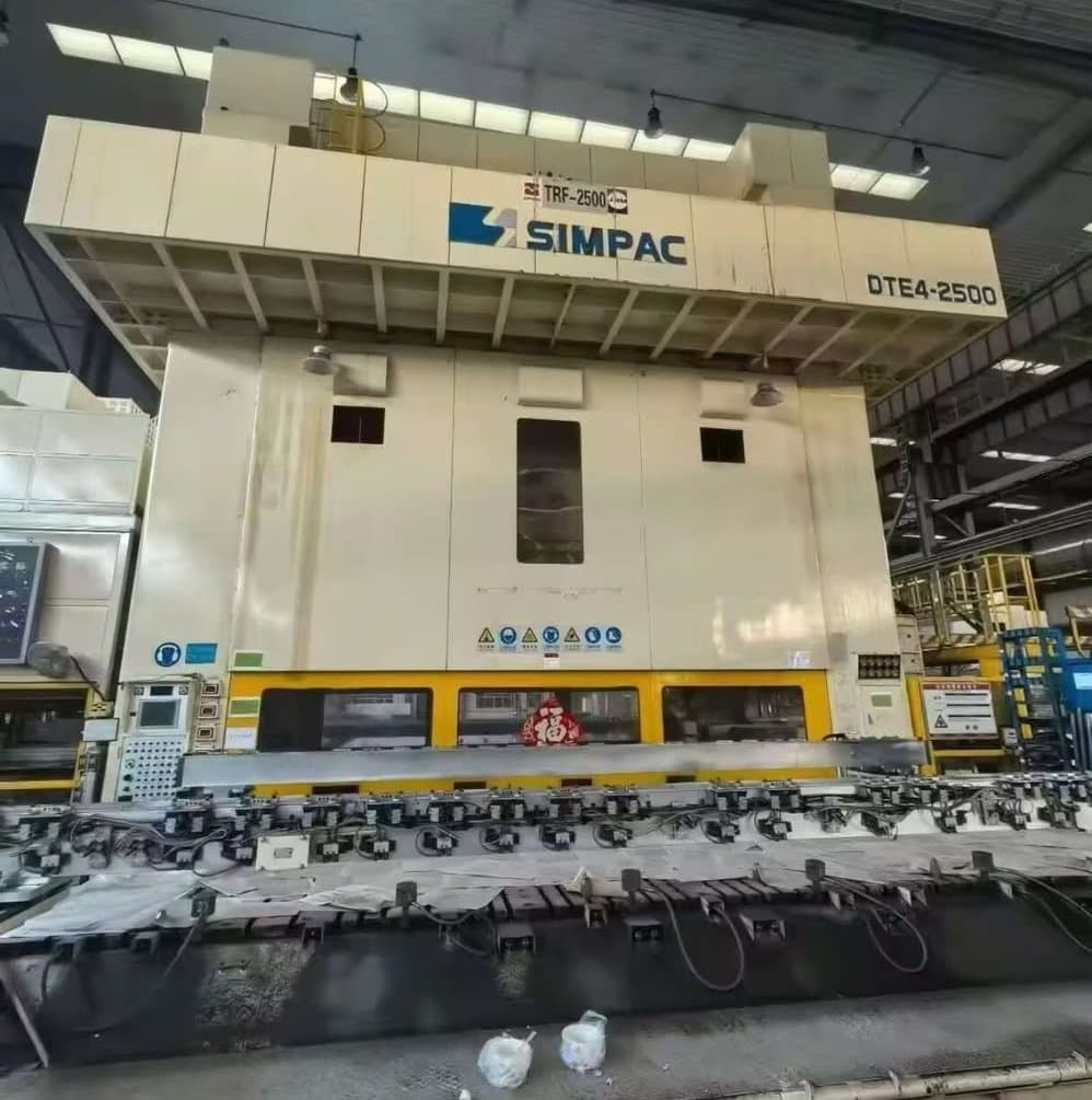 Şekillendirme Presi Simpac DTE4 2500 - 2500 ton