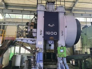Sıcak dövme presi TMP Voronezh - 1600 ton