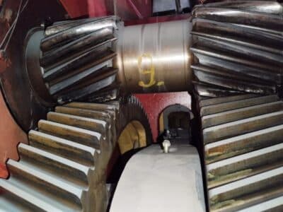 Mafsallı Pres Barnaul KB8336 - 400 ton (Fotoğraf 10)