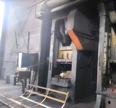 Çapak Alma Presi Smeral LKO 500 S - 500 ton (Fotoğraf 1)