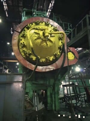Sıcak Dövme Presi NKMZ Kramatorsk 6300 - 6300 ton (Fotoğraf 3)