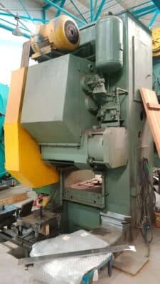 Soğuk Ekstrüzyon Presi Barnaul K0034 - 250 ton (Fotoğraf 4)