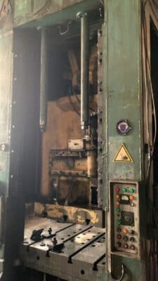 Çapak Alma Presi TMP Voronezh K2538 - 630 ton (Fotoğraf 1)