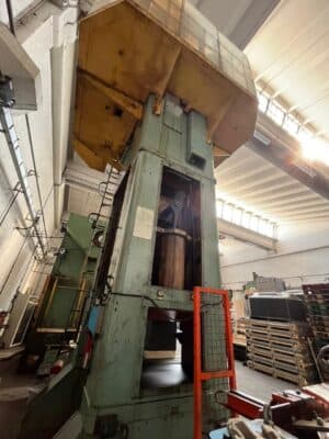 Çapak Alma Presi TMP Voronezh KB2536 - 400 ton (Fotoğraf 1)