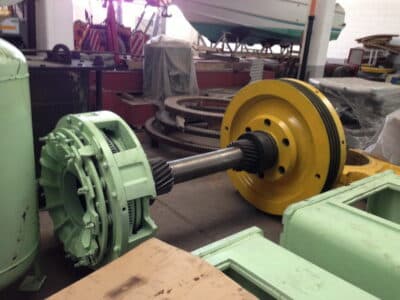 Çapak Alma Presi Kuzlitmash KB9536 - 400 ton (Fotoğraf 6)