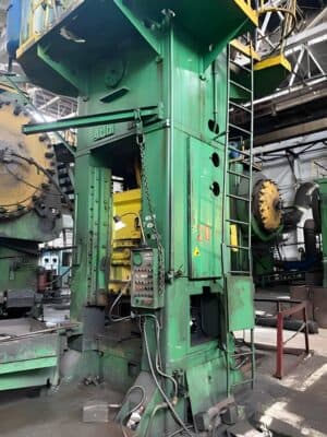 Çapak Alma Presi Kuzlitmash KD9536 - 400 ton (Fotoğraf 3)
