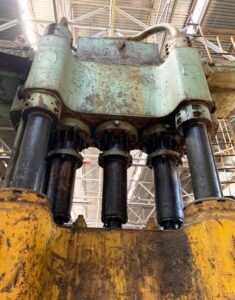 Hidrolik presi Dnepropress PB1341 - 1250 ton (ID:75906) - Dabrox.com