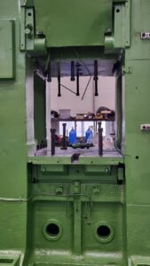 Sıcak dövme presi Eumuco SP 100 C - 1000 ton (ID:76318) - Dabrox.com