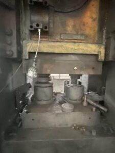 Sıcak dövme presi Smeral LZK 2500 - 2500 ton (ID:76311) - Dabrox.com