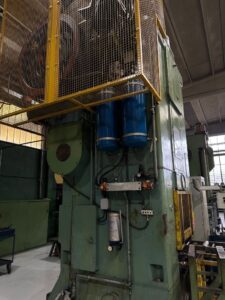 Mafsallı presi Kieserling KKPR 1600 - 1600 ton (ID:76312) - Dabrox.com