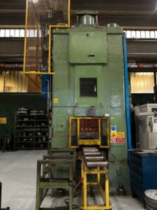 Mafsallı presi Kieserling KKPR 1600 - 1600 ton (ID:76312) - Dabrox.com