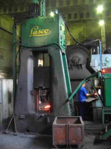 Hidrolik dövme çekiç Lasco - 1250 kgm