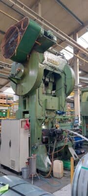 Damgalama presi Schuler P2E2S 315/1.25 - 315 ton (Fotoğraf 1)