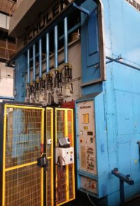 Metal damgalama hattı Schuler G2 - 3800 ton (ID:76324) - Dabrox.com