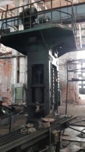 Kırpma presi TMP Voronezh - 250 ton