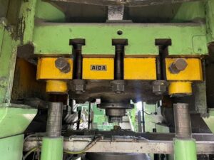 Soğuk dövme presi Aida PK-200 - 2000 ton (ID:76330) - Dabrox.com