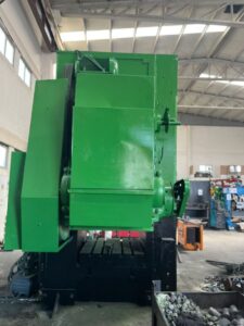 Mafsallı presi Barnaul K8342 - 1600 ton (ID:76334) - Dabrox.com