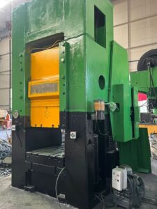 Mafsallı presi Barnaul K8342 - 1600 ton (ID:76334) - Dabrox.com