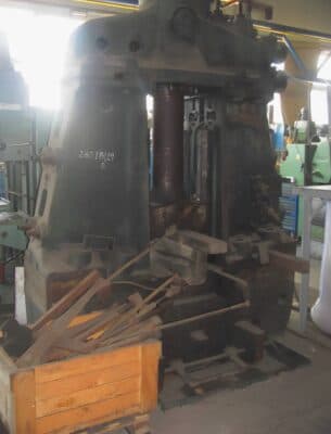 Dövme çekici Huta Zygmunt MPM 1600 B - 1840 kg·m (Fotoğraf 3)