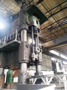 Hidrolik presi Dnepropress - 3200 ton