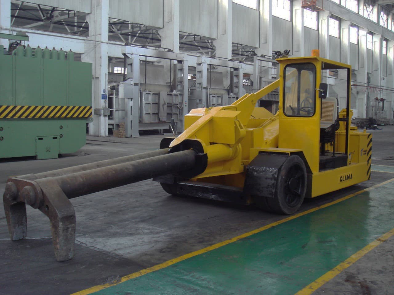 Dövme manipülatörü Glama T3 - 3 ton